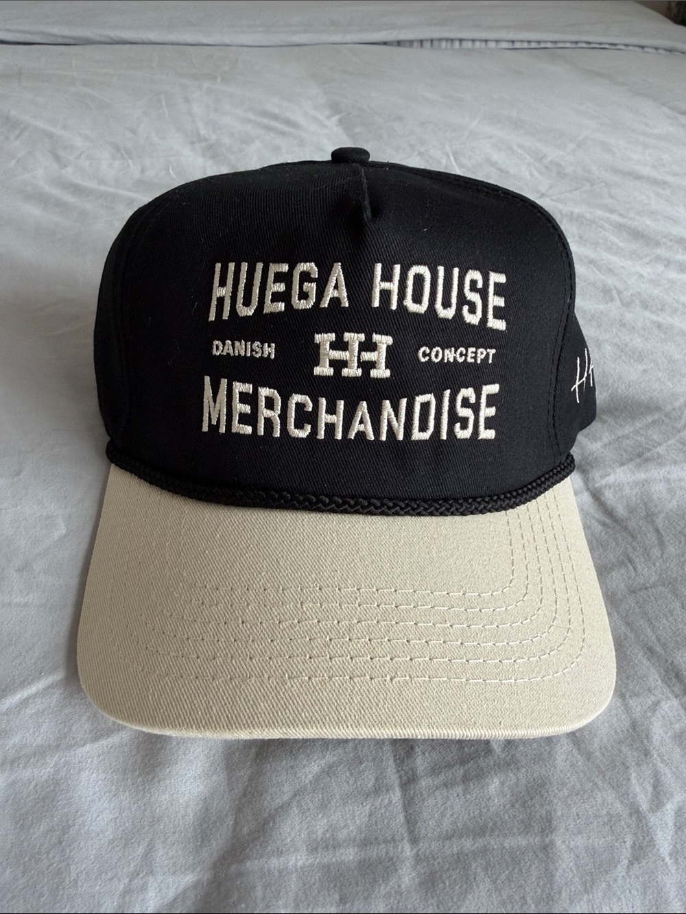 Huega House Two-Tone Cap - Black & Cream